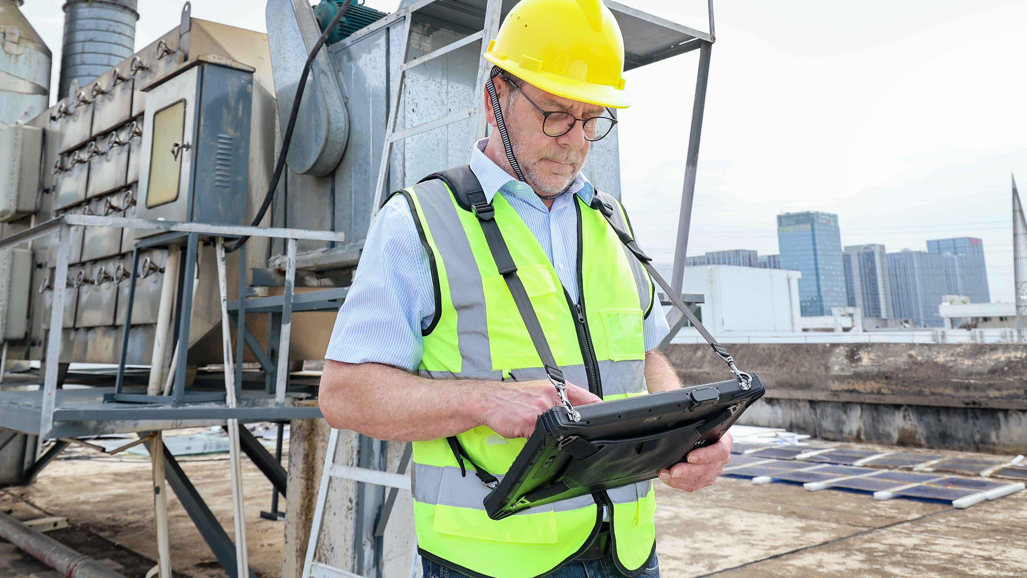 A Comprehensive Ecosystem of Professional-Grade Accessories A Comprehensive Ecosystem of Professional-Grade Accessories