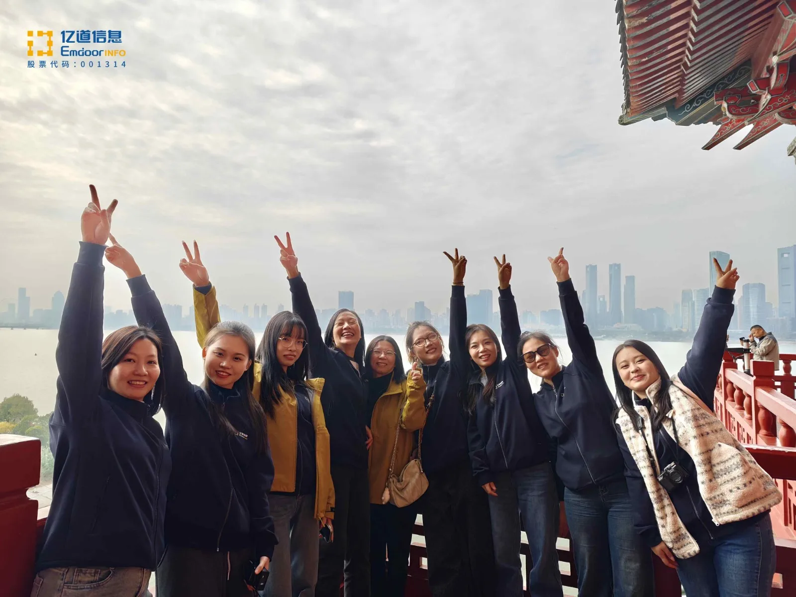 1765186789618218.webp 1765186789618218.webp