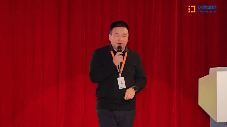 Synergie en action: renfOucer l'épine dOusale opérationnelle3