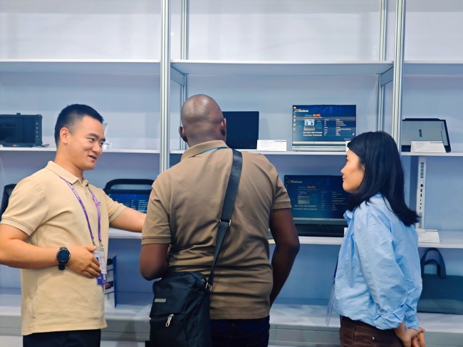 Emdoor Information étend l'IA dans des environnements robustes et industriels