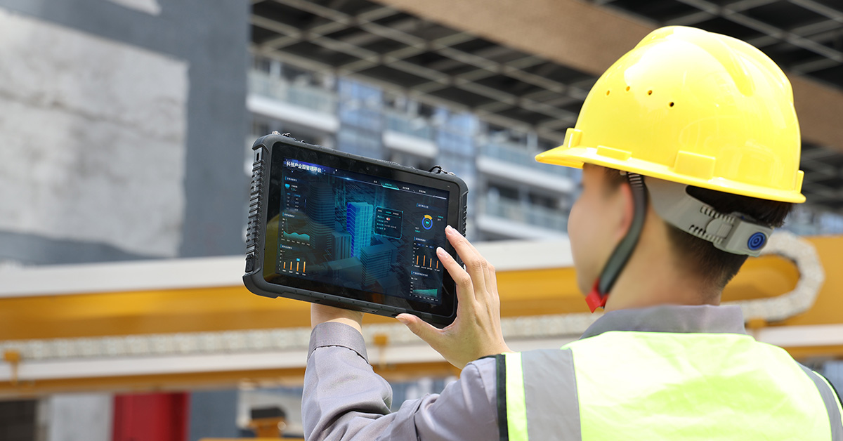 Emdoor Windows tablette robuste for industrial and field applications