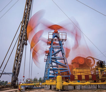 Exploration et production des ressources pétrolières et gazières